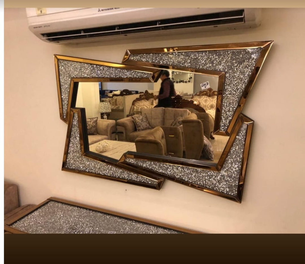 Crushed Diamond Geometric Mirror
